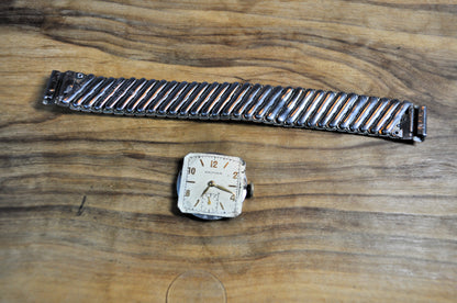 Waltham Men's Watch Hand Winding 17 Jewels Square Analog with Band!