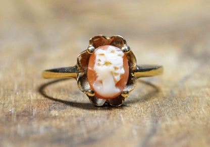 Victorian Dainty 10K Gold Genuine Cameo Woman's Profile Ring - Size 6.5 - Stamped 10K - Antique Small Cameo Shell Gold Filigree Ring