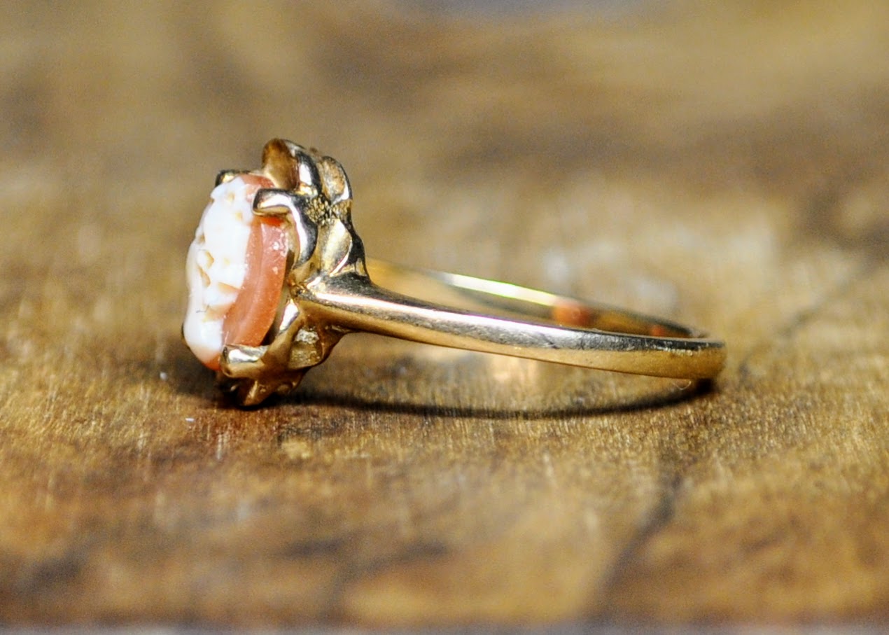 Victorian Dainty 10K Gold Genuine Cameo Woman's Profile Ring - Size 6.5 - Stamped 10K - Antique Small Cameo Shell Gold Filigree Ring