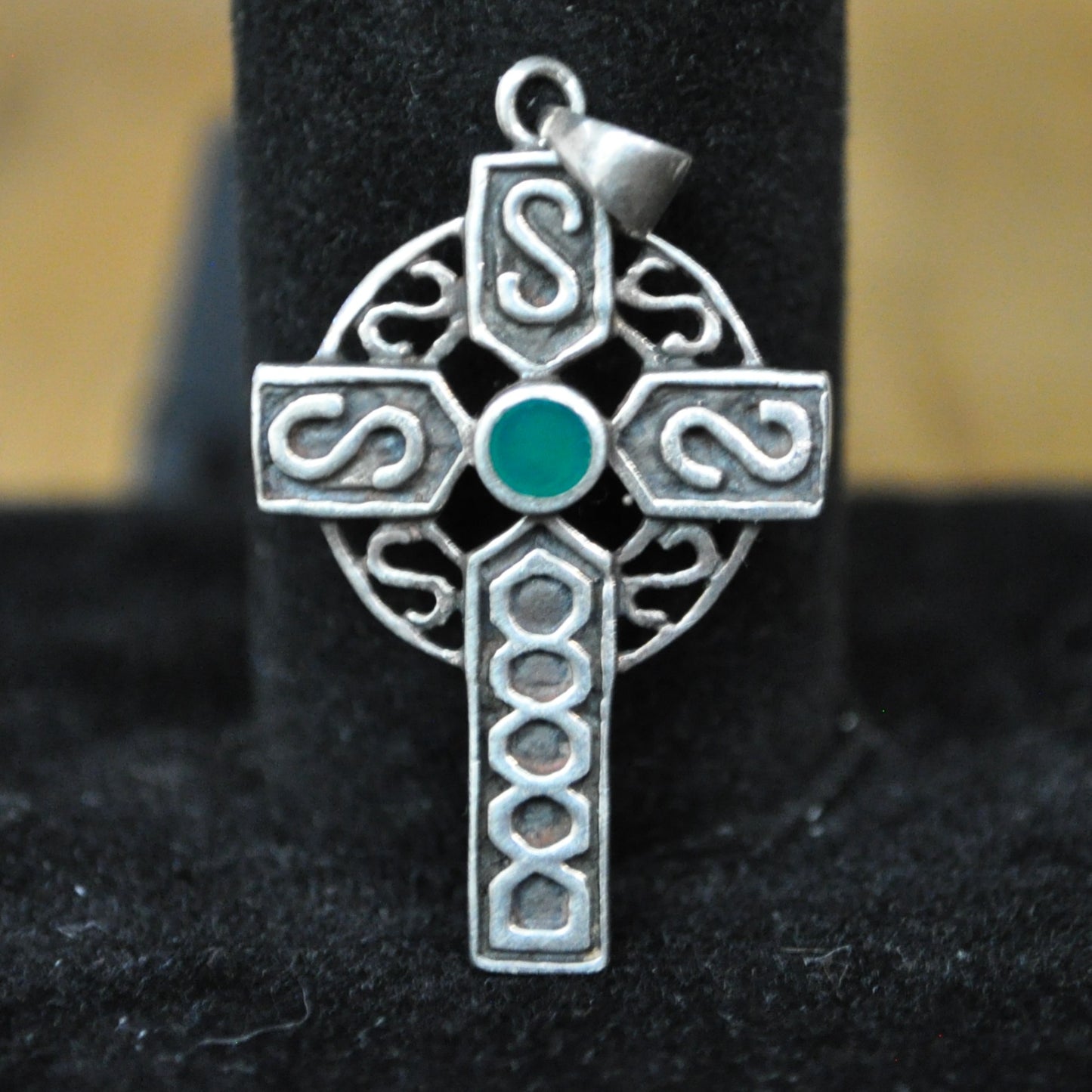 Vintage Sterling Celtic Knotwork Cross with Green Inlay - 925 Silver - 1.5 Inches - 4 grams