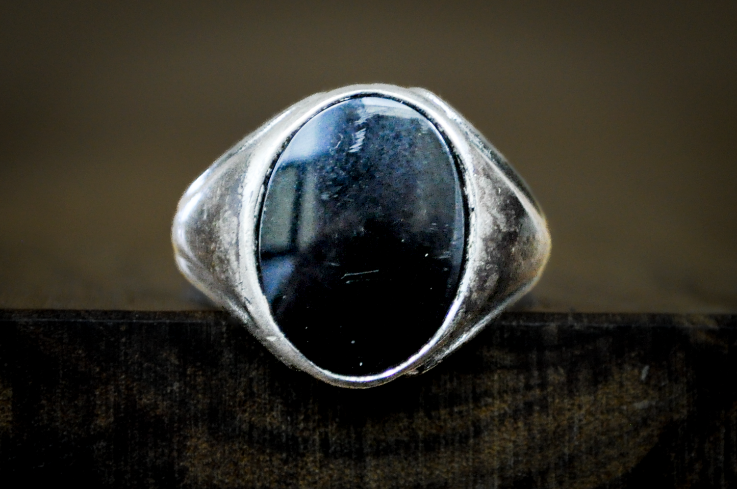 Genuine Oval Black Onyx Gemstone Sterling Silver Ring Size 9 - Antique Sterling Silver Black Onyx Gemstone Statement Ring Size 9
