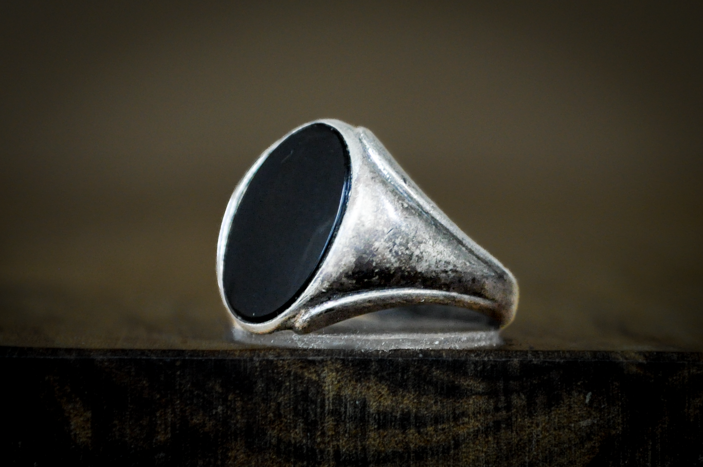 Genuine Oval Black Onyx Gemstone Sterling Silver Ring Size 9 - Antique Sterling Silver Black Onyx Gemstone Statement Ring Size 9