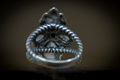 Handcrafted Navajo-Style Sterling Silver & White Howlite Statement Ring - Vintage-Inspired Southwestern White Stone Floral Concho Ring
