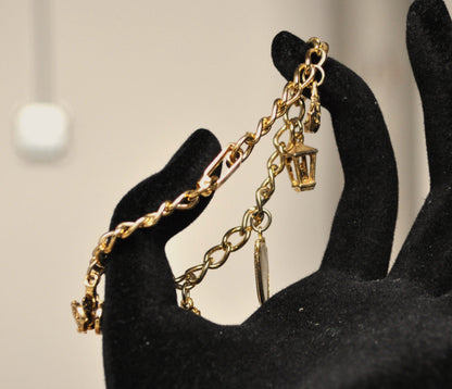 1976 American Bicentennial Gold Tone Charm Bracelet - Patriotic American Bracelet - 7.5" Length - Vintage 1776 Bicentennial Charm Bracelet