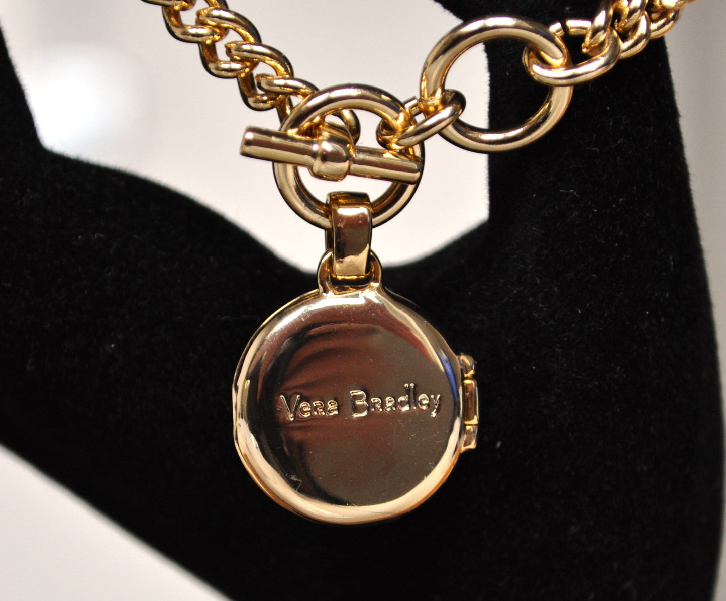 Amazing Vera Bradley Collect Beautiful Moments Locket Bracelet - Vintage Very Bradley Collection - Stunning Gold Tone Locket Bracelet