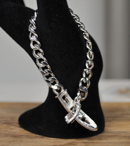 Beautiful Avon Silver-Toned Belt Buckle Adjustable Bracelet - Vintage Avon - 7" Length - Novelty Silver Belt Buckle Chain Bracelet