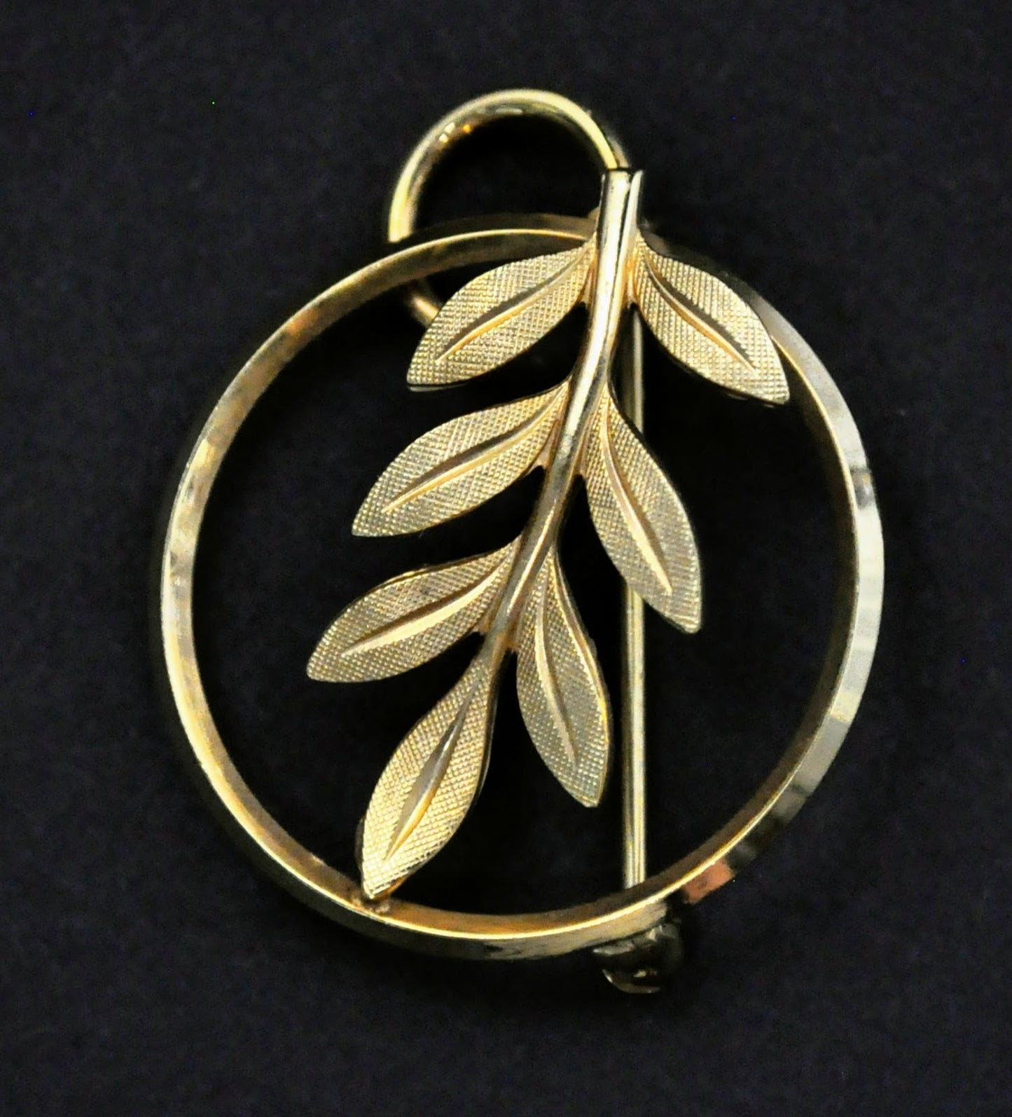 14K Gold Filled Van Dell Leaf Branch Circle Brooch Pendant - Signed VD, 14K GF Leaf Pendant Pin