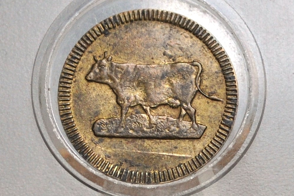 German Spielmark Cow and Lion Game Token - Cow/Lion German Speil Marke Token (ND)