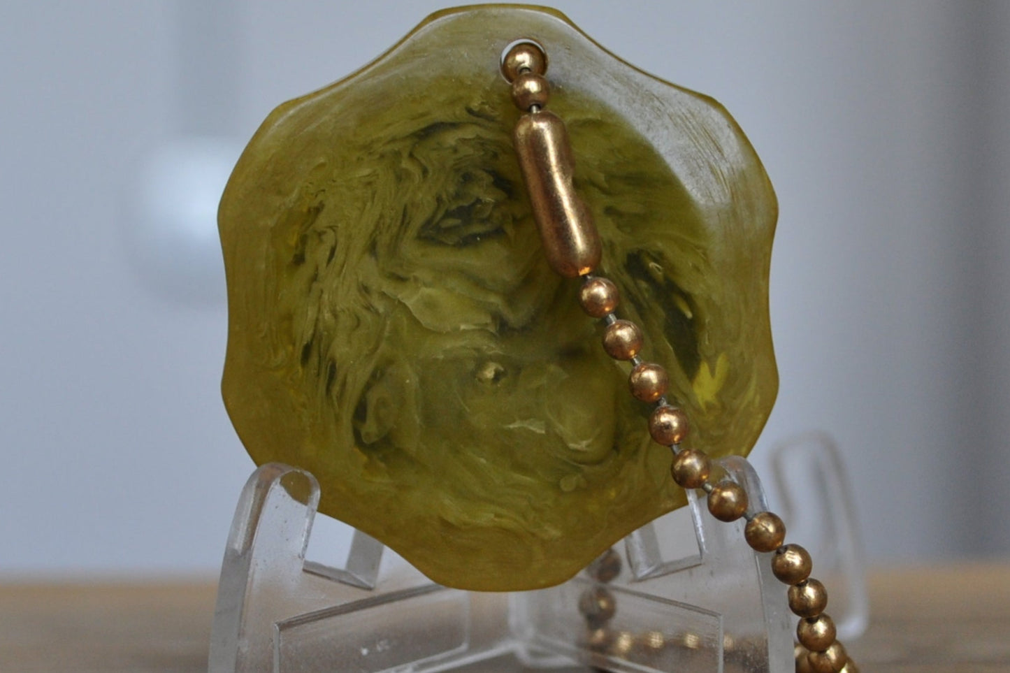 Yellow Resin Shriners International Amber Style Keychain - Shriner International Yellow Resin Amber Style Memorabilia Keepsake