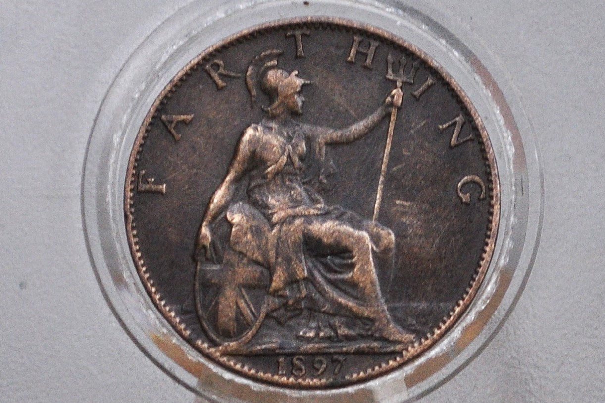 1897 Farthing Great Britain - XF, Beautiful Coin - UK Farthing 1897 - Queen Victoria Old Head - Bronze
