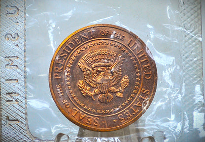 The White House Seal of the President of U.S. Token - Bronze Medal USA Mint Treasury White House Token