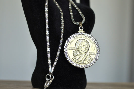 Sacagawea Necklace Gold-Tone Reproduction Coin American Indian Council 2011 - 2011 Gold-Tone Sacagawea Coin Necklace