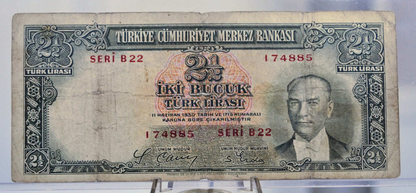 1939 Republic of Turkey 2 1/2 Lira Note - WWII Era Turkish Currency - Rare Early Issue - 1939 Türkiye Two and a Half Liras Banknote - P#126