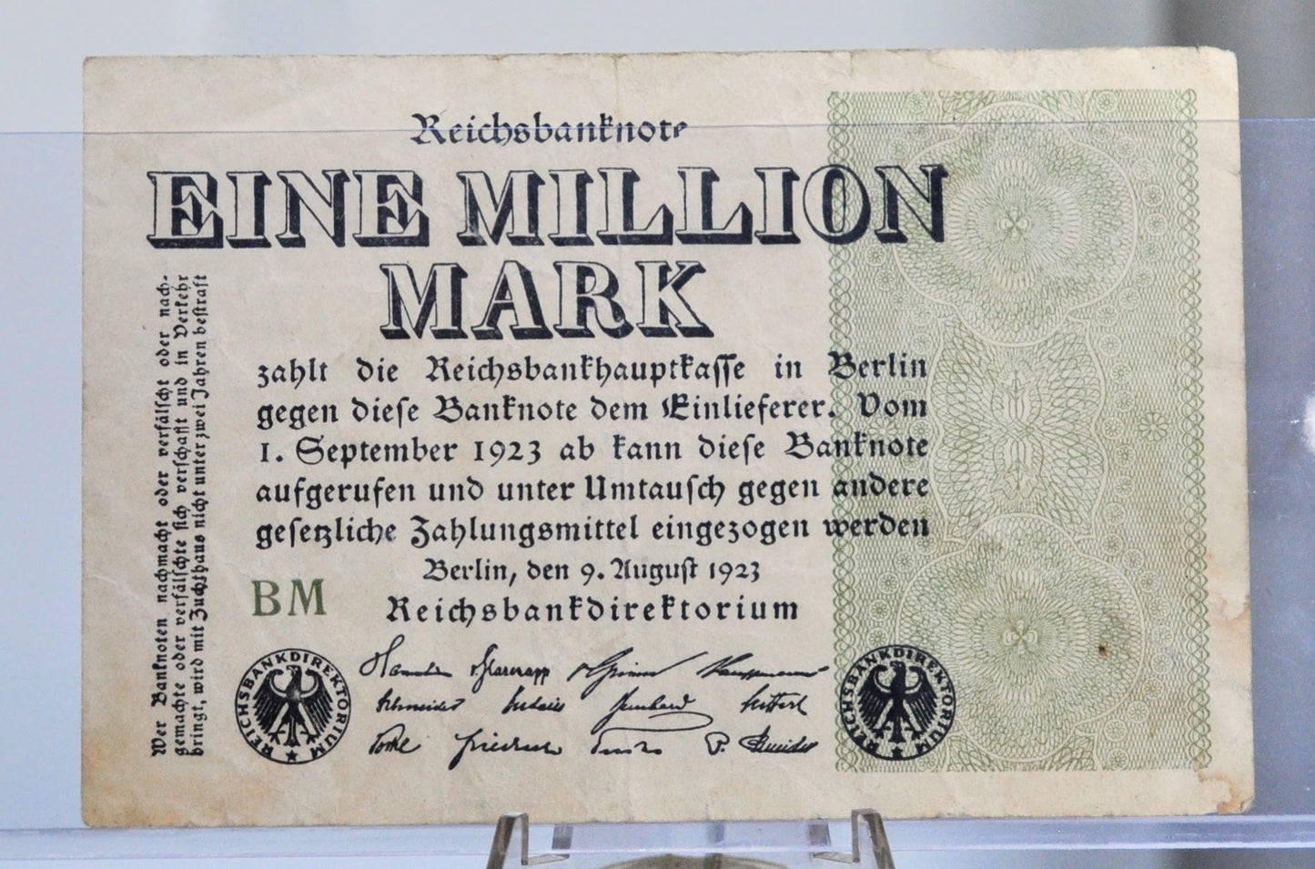 1923 Germany 1 Million Mark Note - Reichsbanknote - No Serial Number - Star Watermark - 1923 German One Million Marks Inflation Note- P#102a