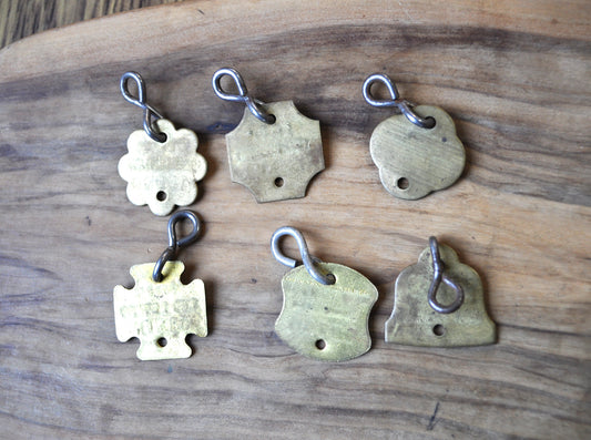 New London, Connecticut lot of 6 Dog Tags - Six Dog Tags from New London, Connecticut,