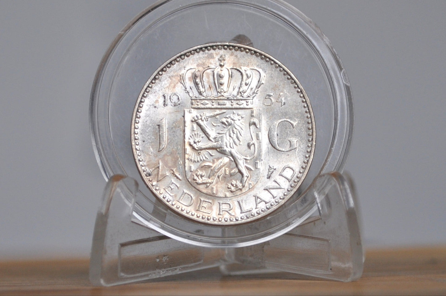 1954 Silver Netherlands 1 Gulden Coin - Uncirculated Grade / Condition - Queen Juliana - Better Mint Date -