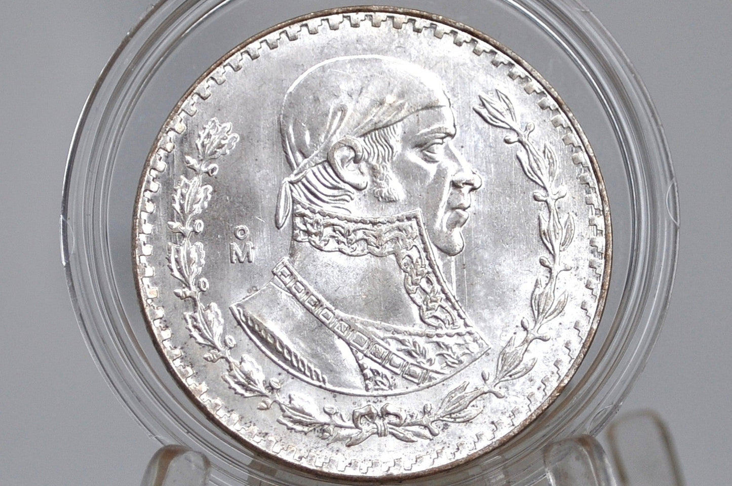 1958 Mexican Un Peso - Uncirculated Condition - Mexican Republic Coins - Great and Beautiful Coin -