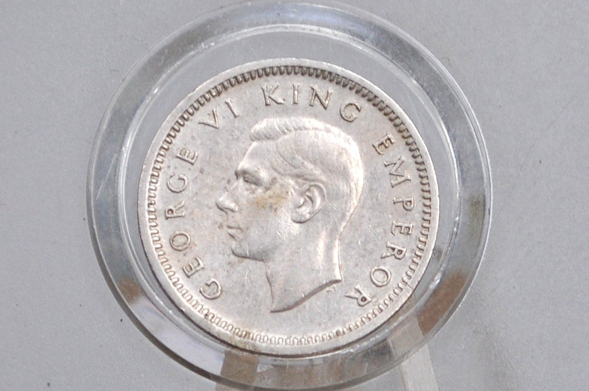 1947 New Zealand Silver Threepence - Great Condition - 50% Silver - 1947 New Zealand 3 Pence - George VI -
