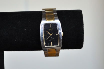 Classic Casio Quartz Analog Silver Tone Watch - MTP-1165 - Working!