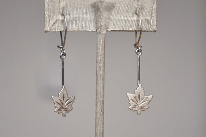 Beautiful Sterling Silver Maple Leaf Earrings - Stamped "FMC Sterling Front" - Rhinestone Inside Leaf Design