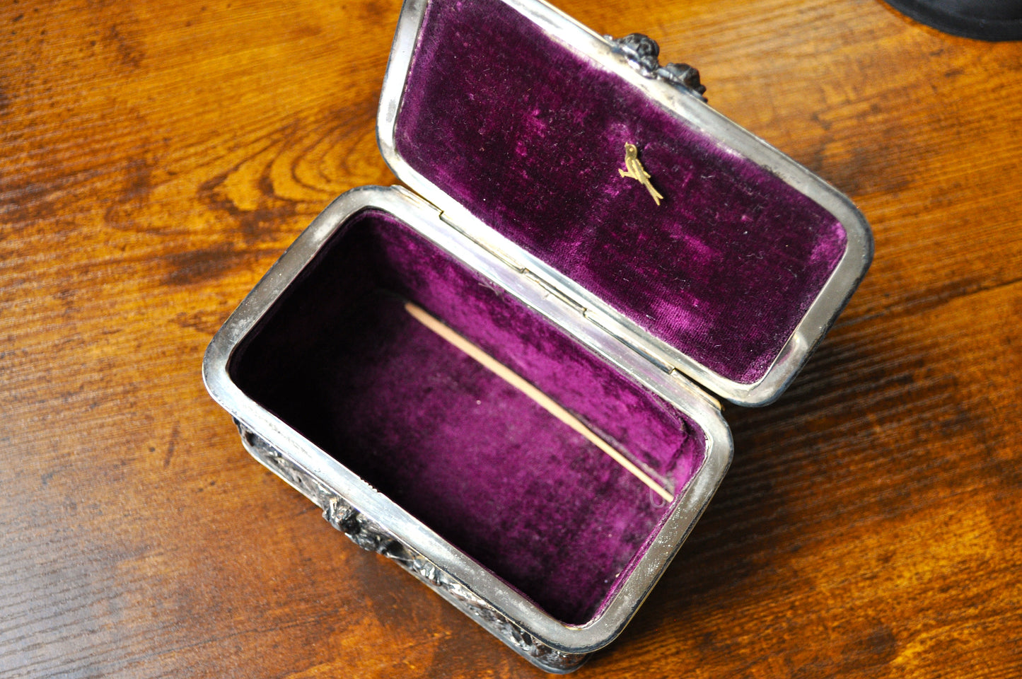 Antique Silverplated Boar Hunting Box - Trinket/Jewelry Box - Treasure Chest - Purple Mesh Inside