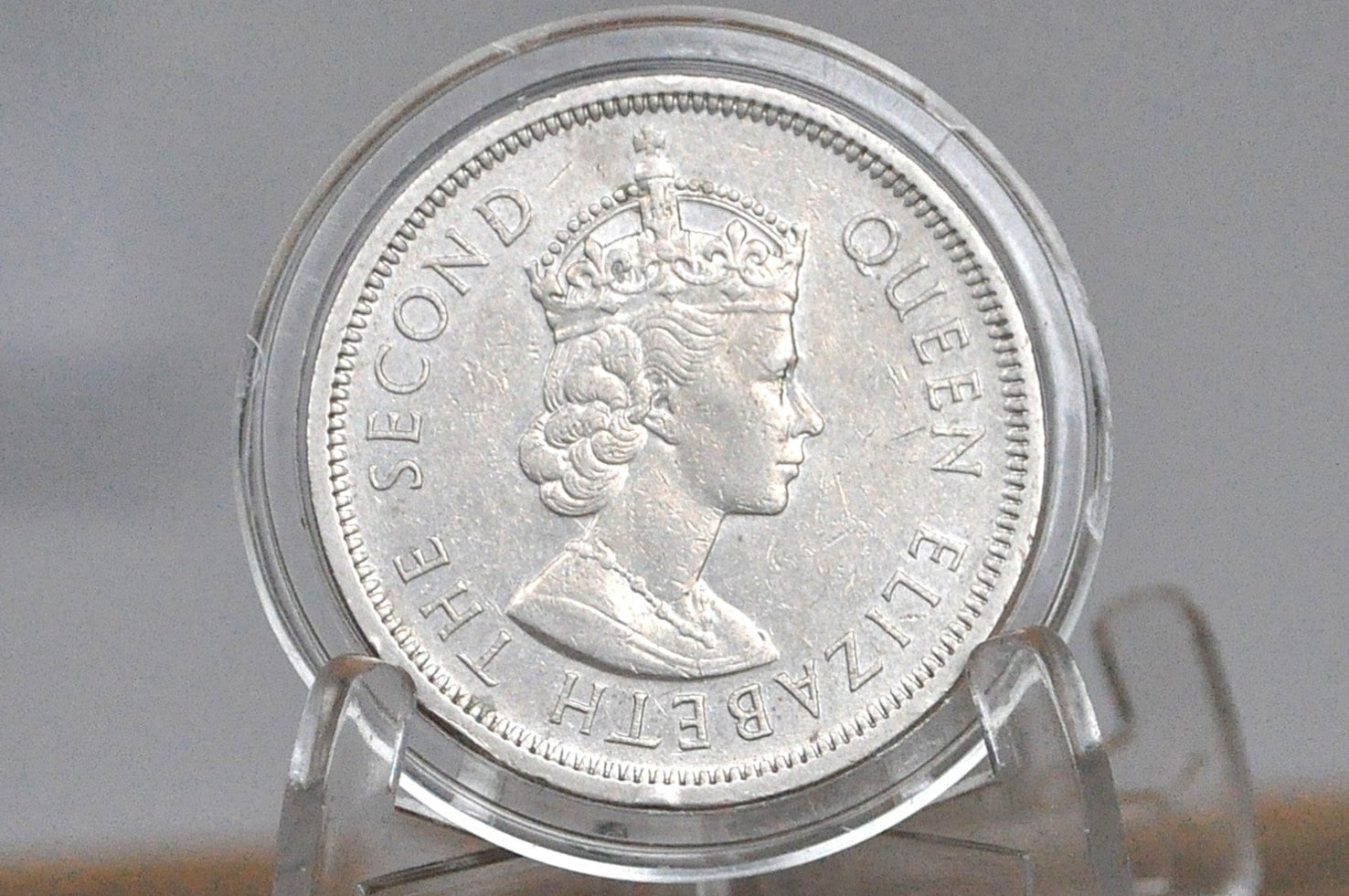 1960 Hong Kong One Dollar - Great Grade / Condition - Queen