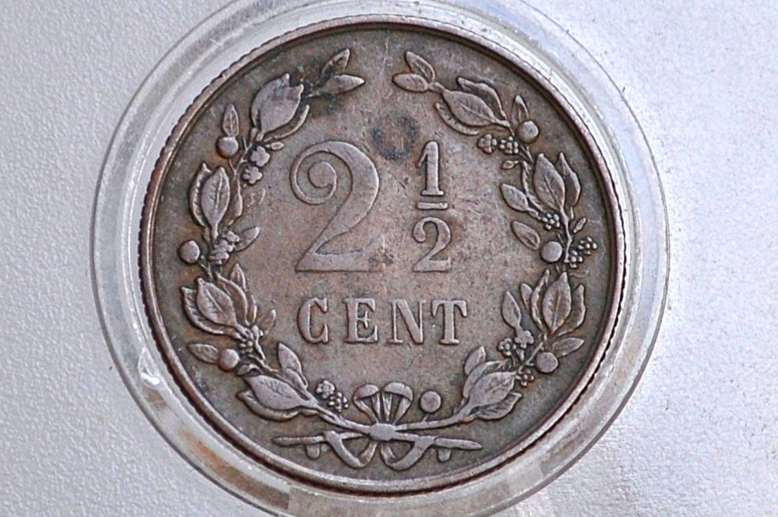 1881 Netherlands 2 1/2 Cent Coin - VF/XF Grade / Condition - King William III of Netherlands - High Grade -