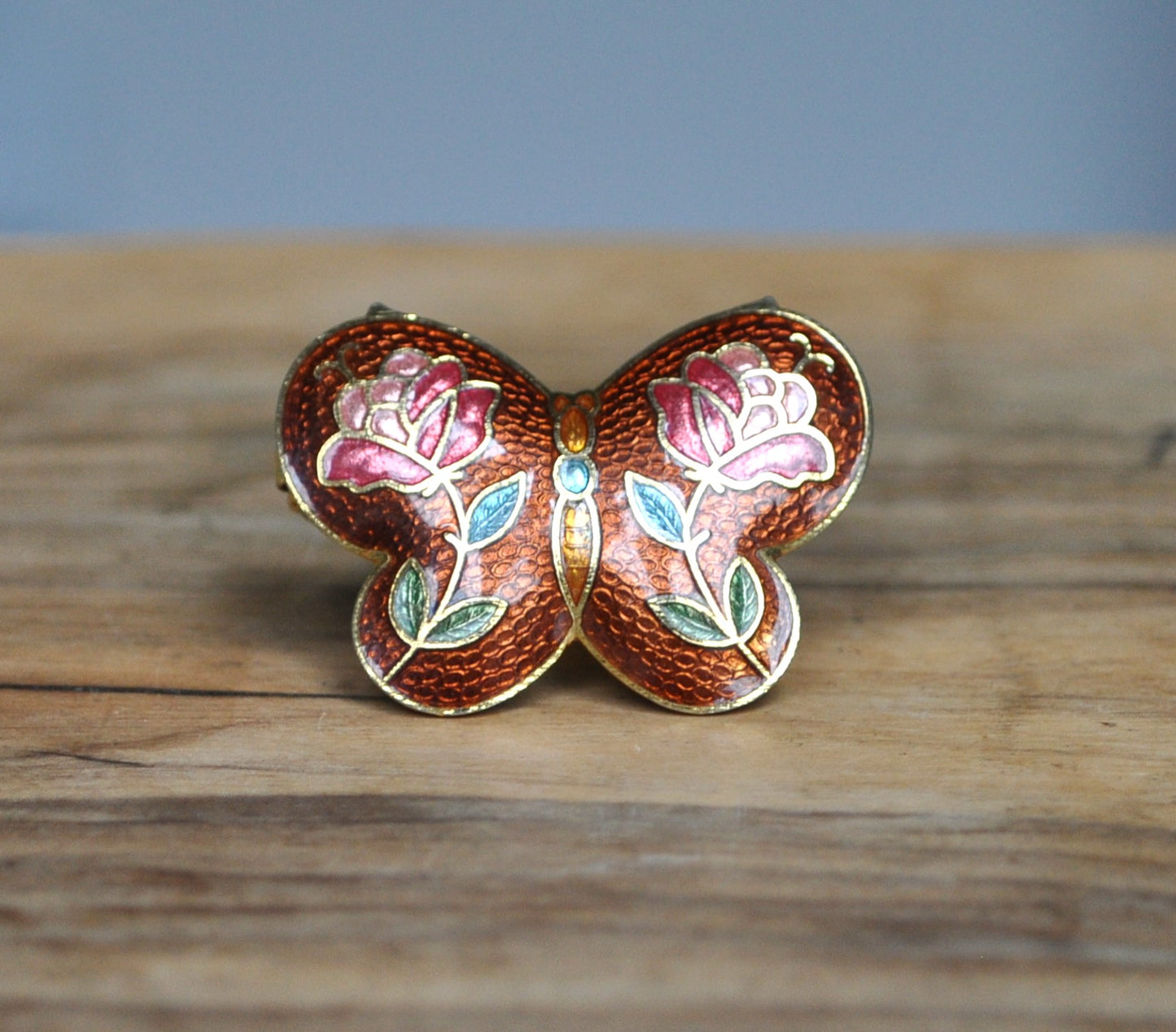 Brown Butterfly Floral Enamel Vintage Napkin Ring 1pc - One Brown Butterfly with Floral Detailing Napkin Ring