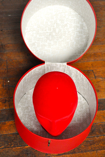 Vintage Everbest Hollywood Florida 1960s Crimson Red Wig Box - Contains Mannequin Head - Wig Not Included - Lockable Red Wig Box