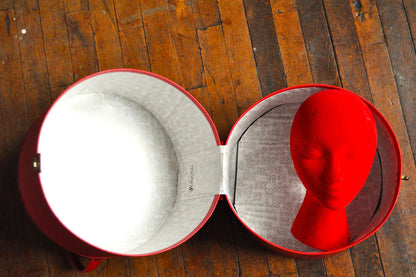 Vintage Everbest Hollywood Florida 1960s Crimson Red Wig Box - Contains Mannequin Head - Wig Not Included - Lockable Red Wig Box