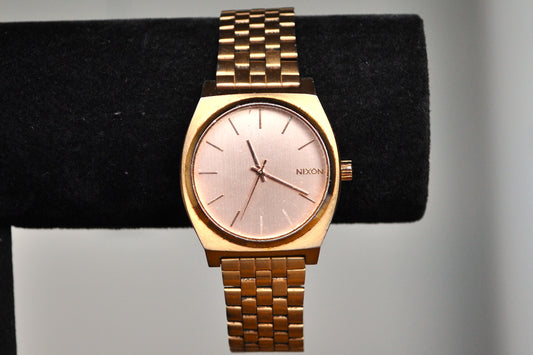 Beautiful Nixon Time Teller Stainless Steel Rose Gold Tone Watch - Parts and Repair Watch - Nixon A045 - Not Working!