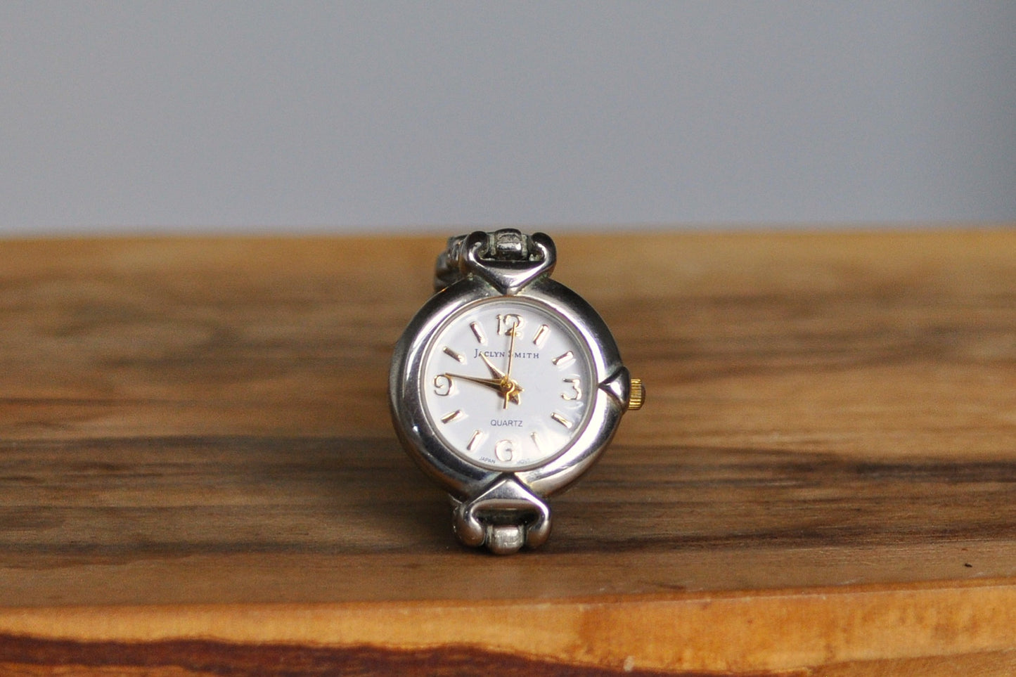 Dainty Stainless Steel Silver Tone Jaclyn Smith Watch - Quartz Movement - Working!