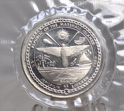 1989 Marshall Islands 5$ Coin - Five Dollar Marshall Islands coin commemorating the 20th Anniversary Moon Landing - 20th Anniversary of The First Moon Landing Token