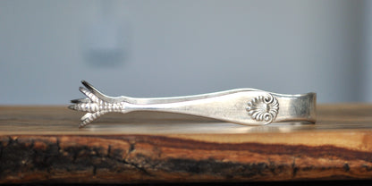 Vintage Silverplated W.M. Rogers & Son Chicken Feet Tongs - Ice Cube/Sugar Tongs - 3 1/4 Inches