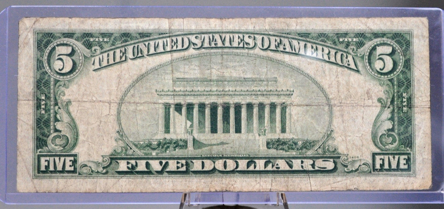 1934 Federal Reserve 5 Dollar Note - Light Green Seal (LGS) - Boston (A) / Cleveland (D) Issue - 1934 US Five Dollar Bill - Fr.1955-A/D