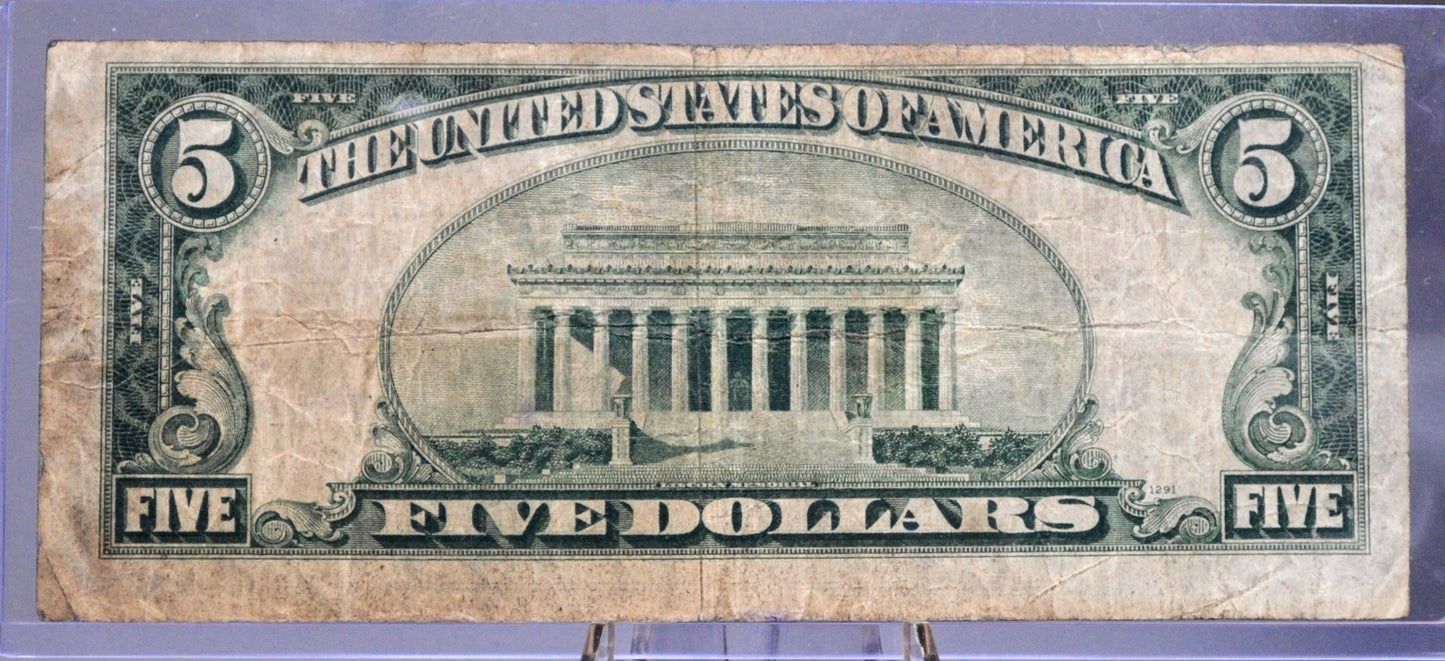 1934 Federal Reserve 5 Dollar Note - Light Green Seal (LGS) - Boston (A) / Cleveland (D) Issue - 1934 US Five Dollar Bill - Fr.1955-A/D