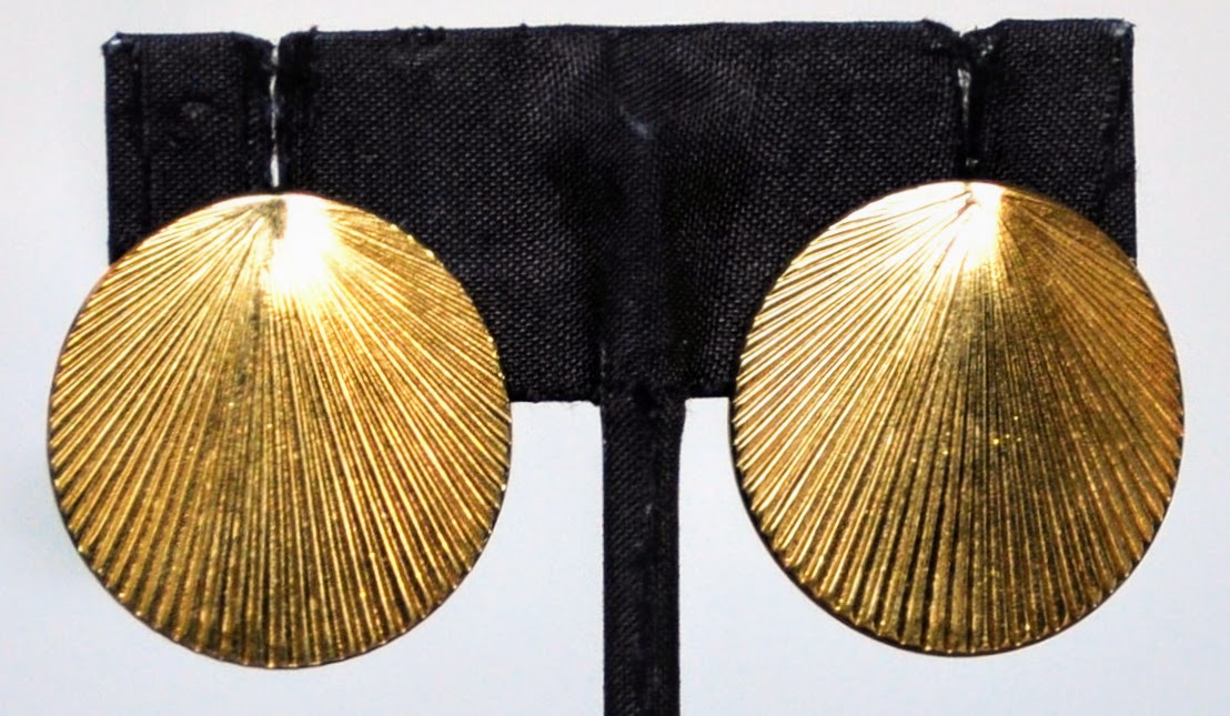 Elegant Monet Goldtone Seashell Pierced Stud Earrings - Large Round Studs - Vintage Monet Signed Seashell Textured Earrings