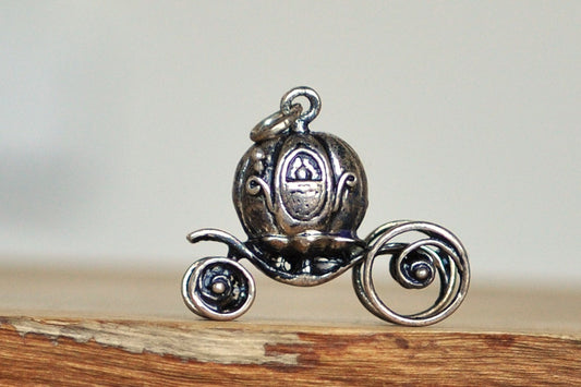 Beautiful Disney Cinderella Pumpkin Carriage Charm - Sterling Silver (925 Silver) Collectible Vintage Disney Charm - Cinderella Carriage