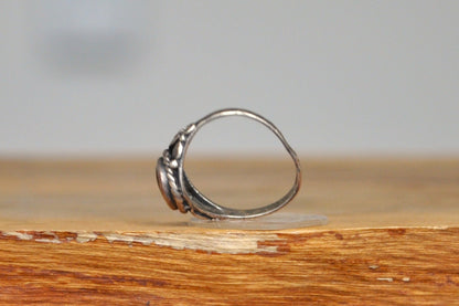 Leafy Yin-Yang Ring - Size 6 - Stamped and Tested Sterling Silver - Chinese Jewelry