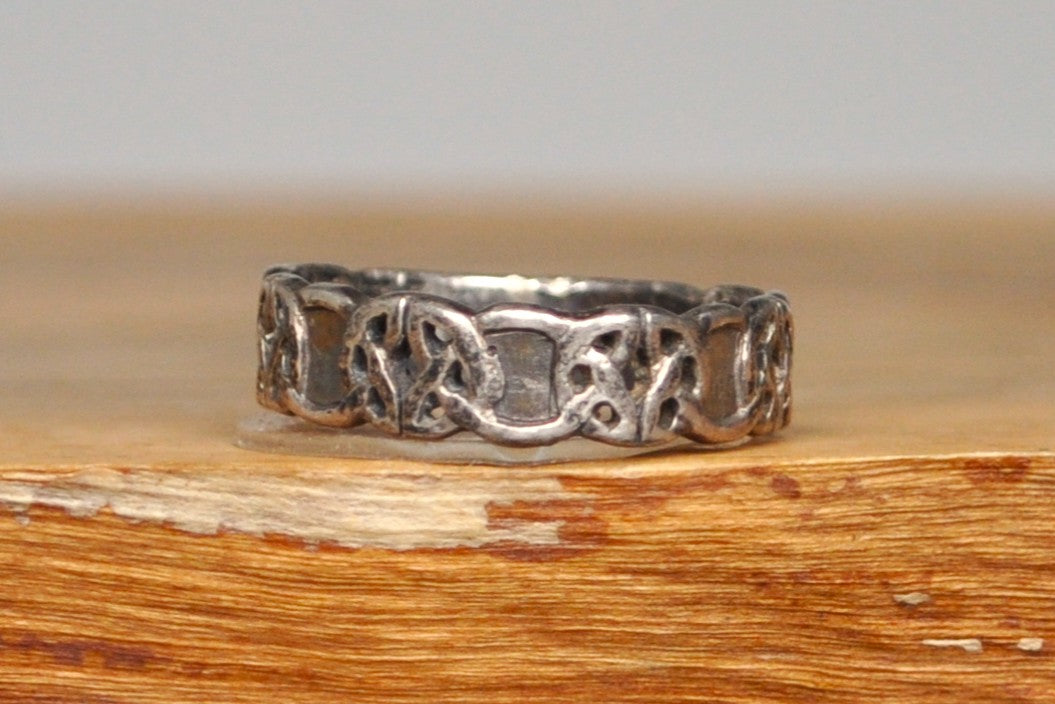 Celtic Woven Knots Ring - Size 8 - Stamped and Tested Sterling Silver - Irish Band Ring - Bound Together Engravable ring