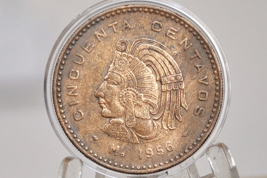 1956 Mexico Fifty Centavos Cincuenta Bronze Cuauhtémoc Aztec Design