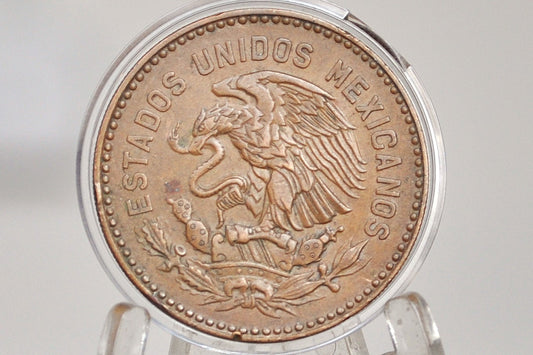 1956 Mexico Fifty Centavos Cincuenta Bronze Cuauhtémoc Aztec Design