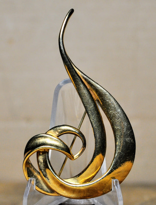 Stunning Avon Gold Toned Large Swirl Brooch - 3.25 Inches Long - Vintage Avon Signed Gold Pin