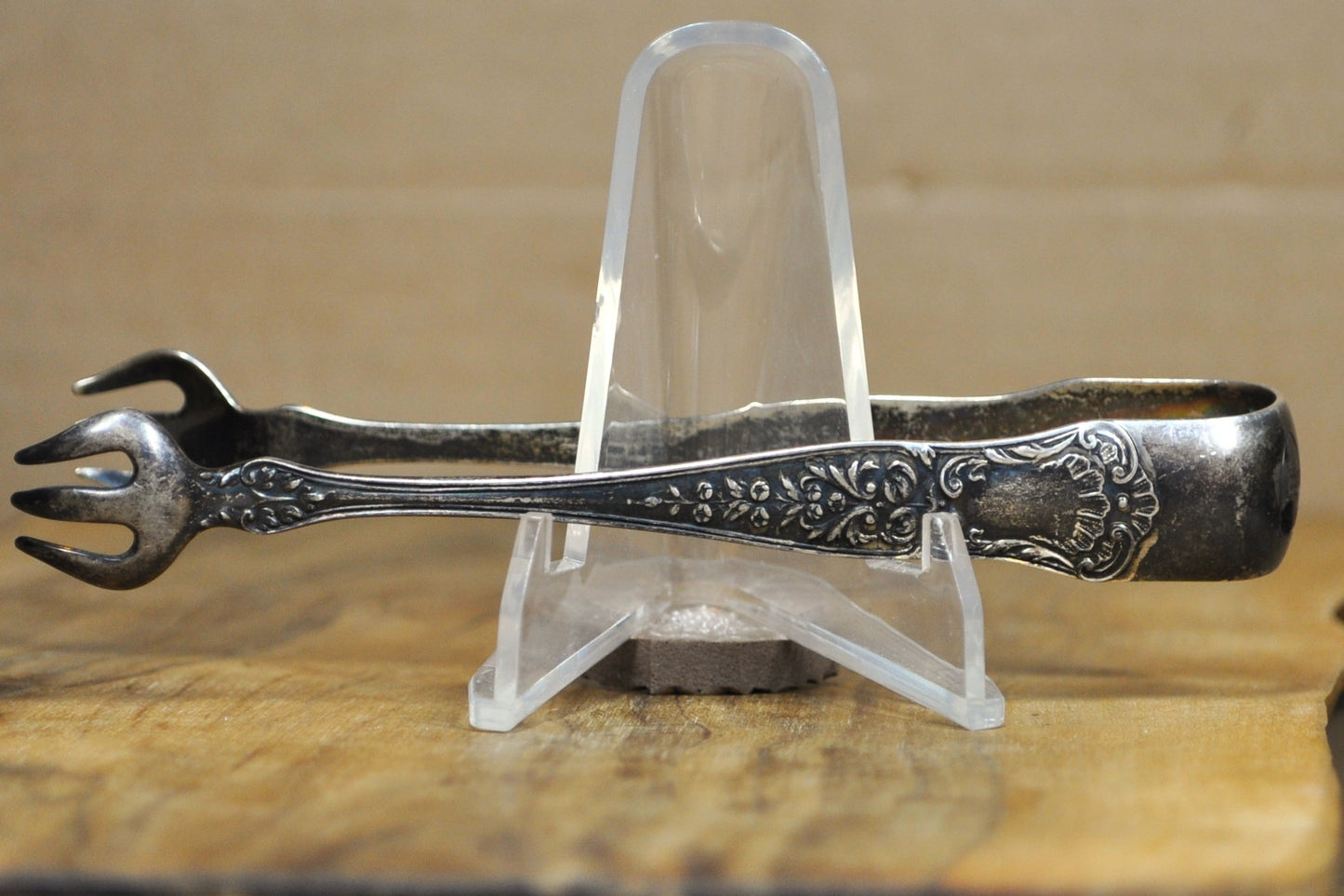 Sterling Gorham 1896 Maryland Bonbon Tongs - Stamped and Tested Sterling Silver - Floral Trident Tongs - 4.45 Inches