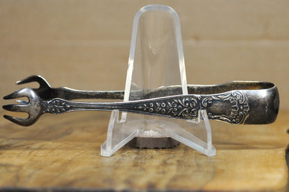 Sterling Gorham 1896 Maryland Bonbon Tongs - Stamped and Tested Sterling Silver - Floral Trident Tongs - 4.45 Inches