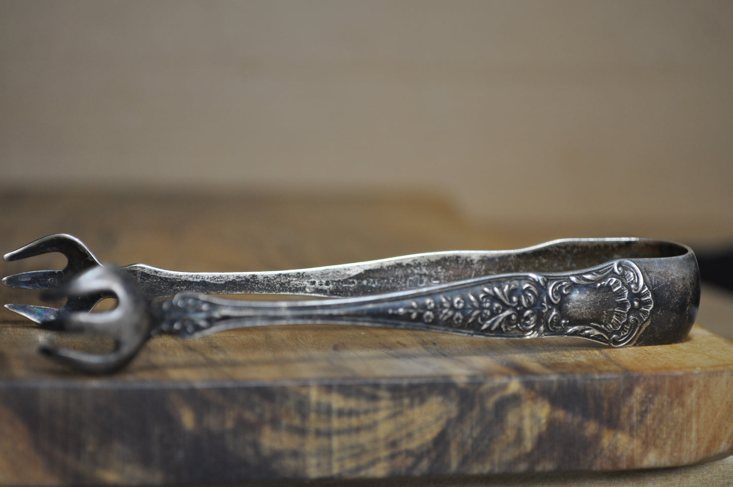 Sterling Gorham 1896 Maryland Bonbon Tongs - Stamped and Tested Sterling Silver - Floral Trident Tongs - 4.45 Inches