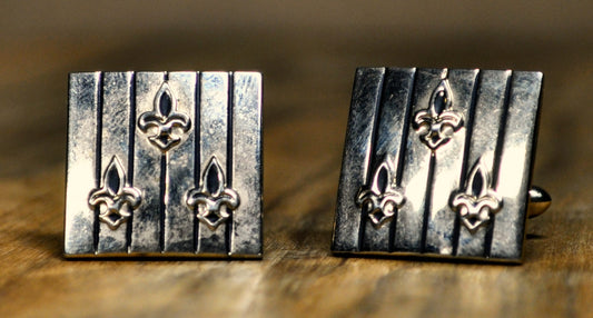 Elegant Swank Gold Toned Fleur de Lis Pattern Cufflinks Pair - Vintage Swank Signed Square Fleur de Lis Cufflinks