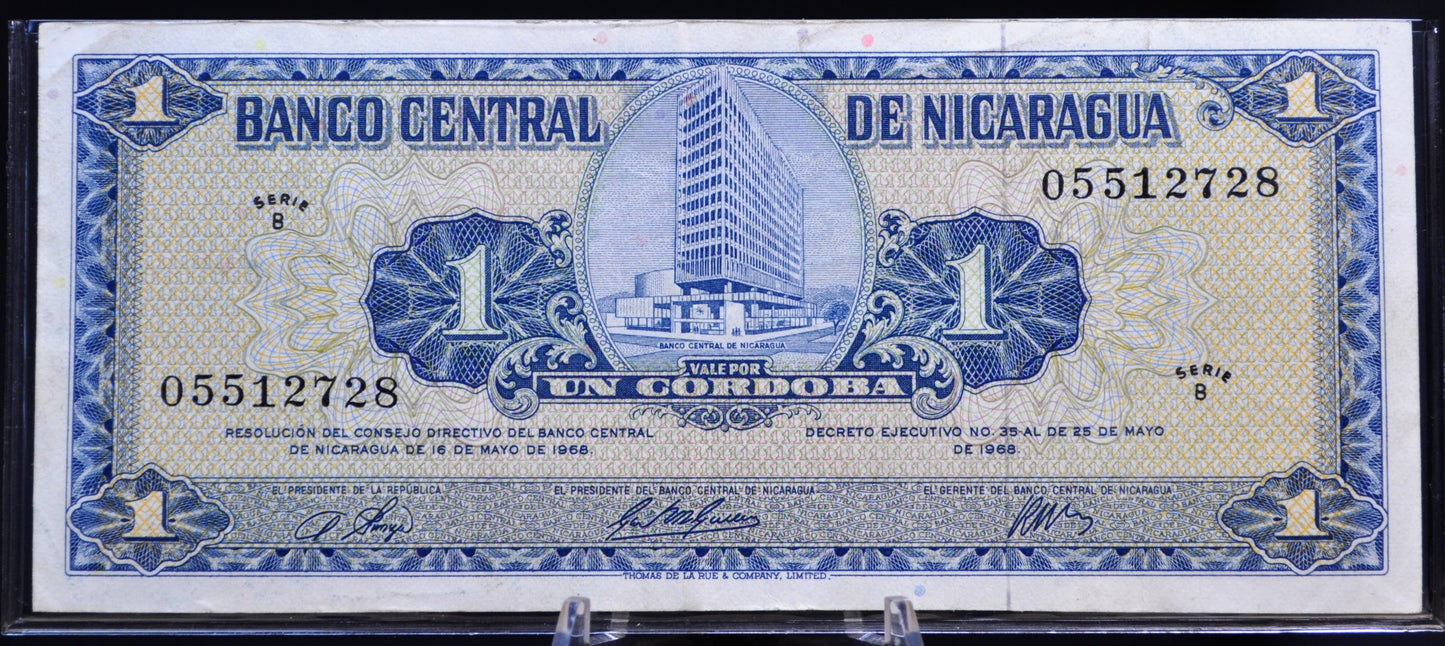 1968 Central Bank of Nicaragua 1 Cordoba Note - Series B - 3 Signatures Type - 1968 Nicaraguan Un One Cordoba Banknote - P#115a