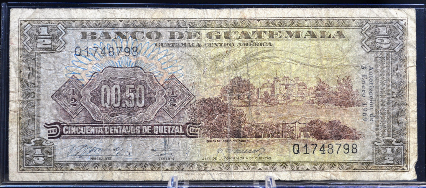 1969-70 Banco de Guatemala 50 Centavos de Quetzal Note - Choose by Year - 1970 Guatemalan Half Quetzal Banknote - P#51f P#51g