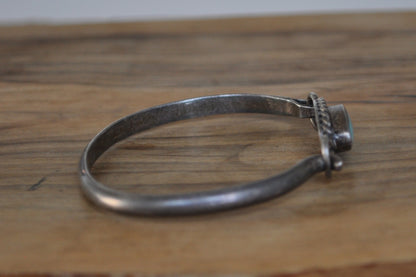 Mexican Sterling Silver Oval Cut Turquoise Cuff Bracelet – Stamped and Tested Sterling Silver - Native American Jewelry